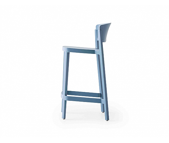 Abuela counter stool